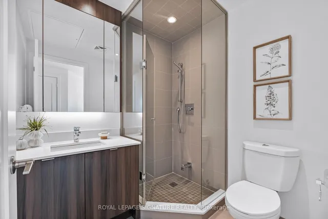 Additional image 24 of 15 Merchants' Wharf Unit 942