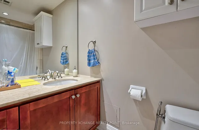 Additional image 11 of 2737 keele St Unit 213