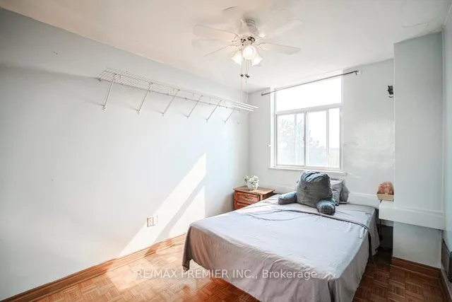 Additional image 17 of 3460 Keele St Unit 511