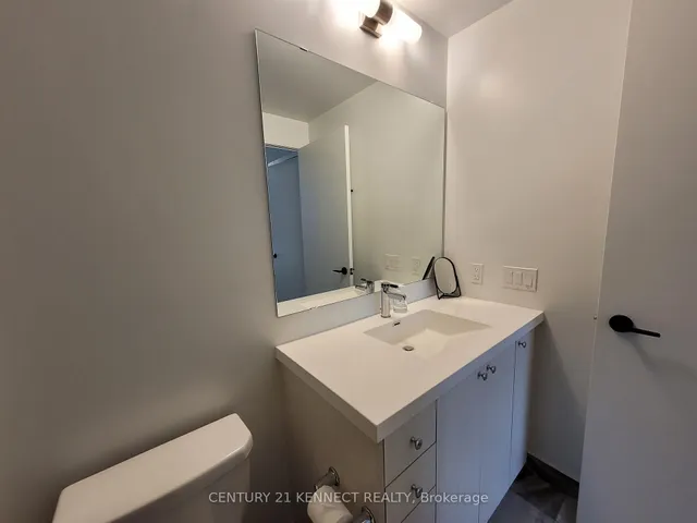 Additional image 28 of 60 George Butchart Dr Unit TH2