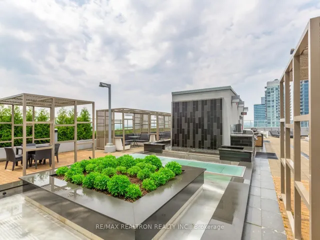 Additional image 29 of 352 Front St Unit 1816