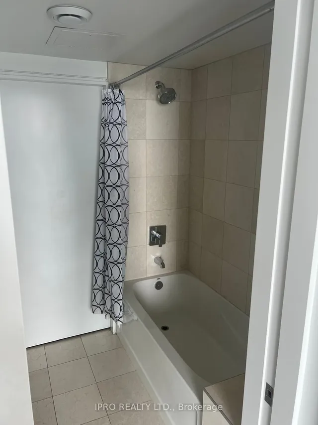 Additional image 9 of 12 York St Unit 1203