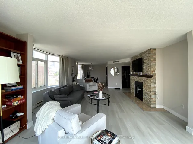 Additional image 6 of 135 George St Unit 605