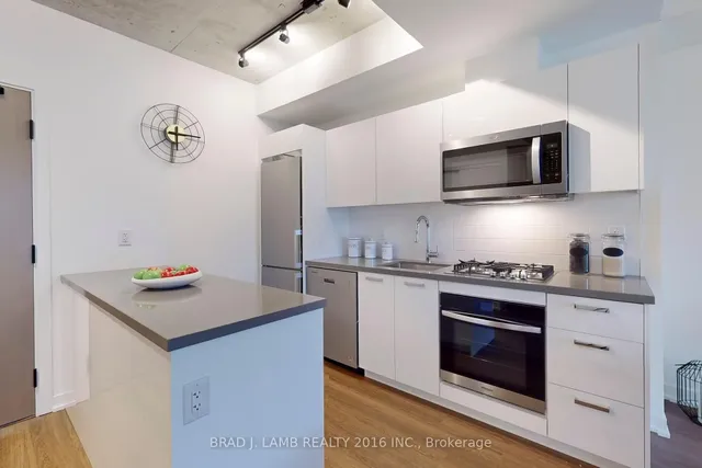 Additional image 14 of 195 McCaul St Unit 1203