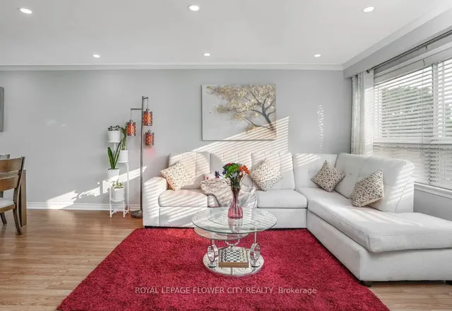 Additional image 3 of 278 Elmhurst Dr