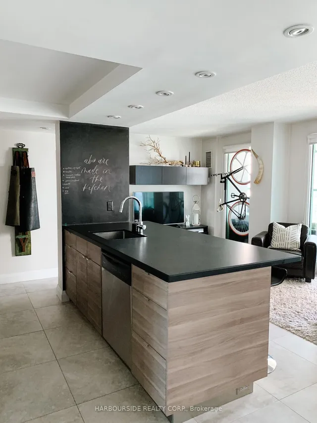 Additional image 2 of 77 Harbour Sq Unit 2901