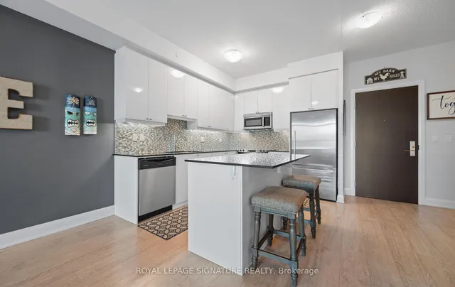 Additional image 18 of 35 Fontenay Crt Unit 807