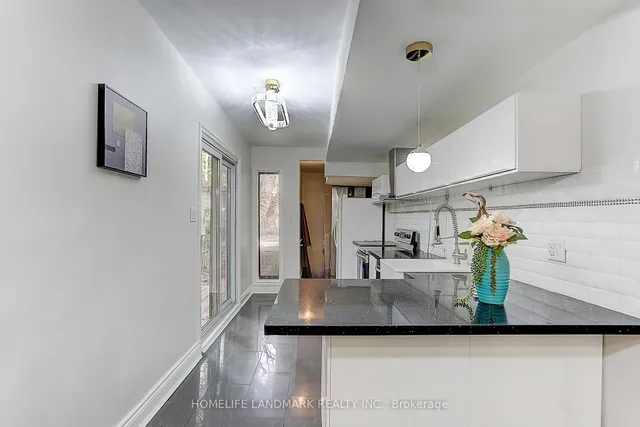 Additional image 18 of 237 Ontario St