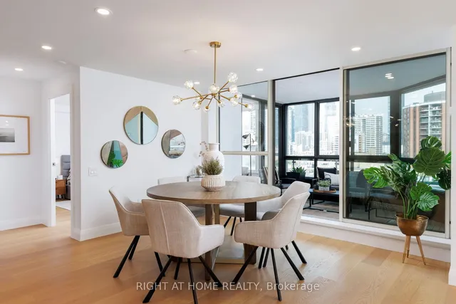 Additional image 11 of 130 Carlton St Unit 1403