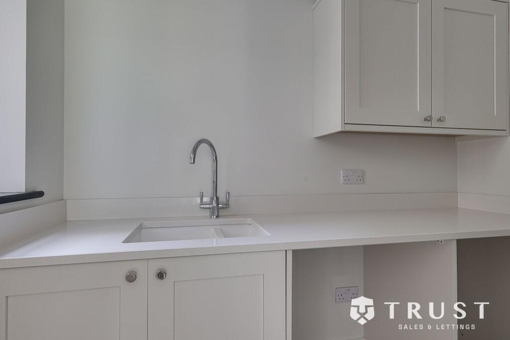 Additional image 15 of West Lane, Gomersal, BD19