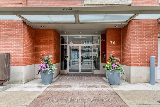 Additional image 2 of 36 CHARLOTTE St Unit 201