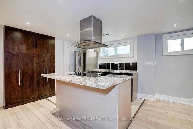 Additional image 41 of 46 Broadleaf Rd