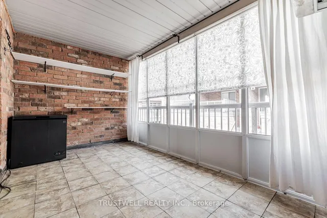 Additional image 16 of 127 Torbarrie Rd