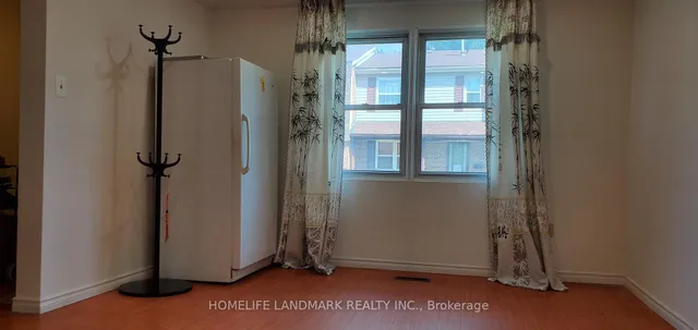 Additional image 8 of 91 L'Amoreaux Dr Unit 102