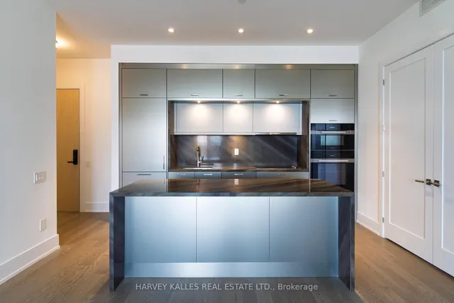 155 Merchants Wharf Unit 701