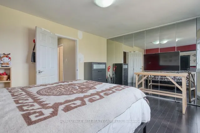 Additional image 28 of 92 Twenty Ninth St Unit 3