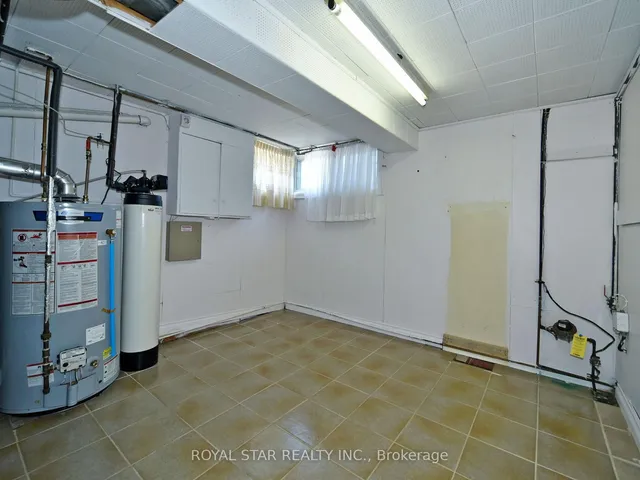 Additional image 32 of 25 Diana Dr