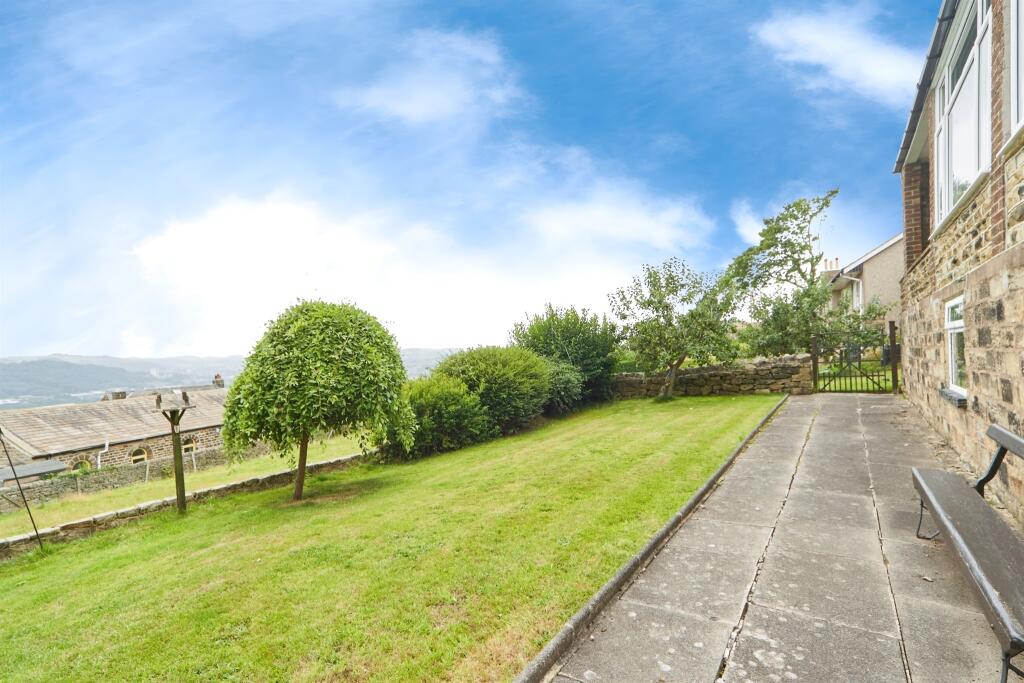 Additional image 15 of Bank Top Drive, Riddlesden, Keighley