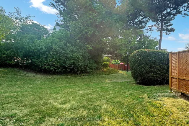 Additional image 35 of 15 Esterbrooke Ave Unit 131