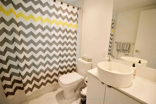 Additional image 17 of 60 Colborne St Unit 2104