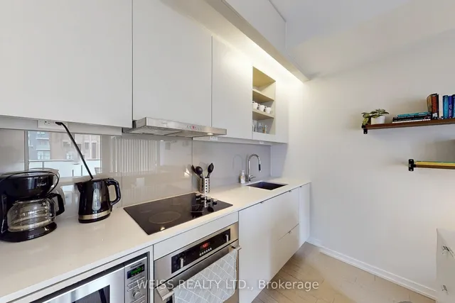 Additional image 14 of 101 Peter St Unit 1408