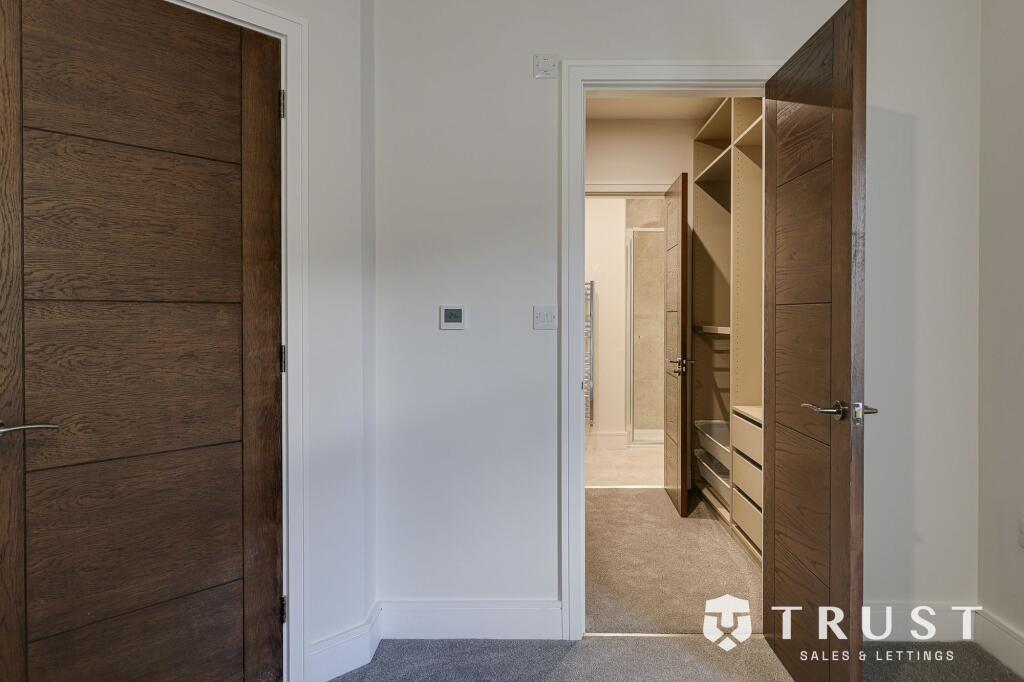 Additional image 28 of West Lane, Gomersal, BD19