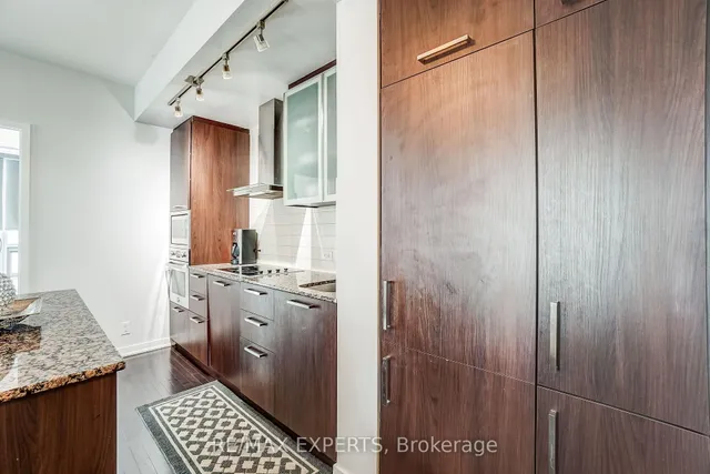 Additional image 9 of 14 York St Unit 3803