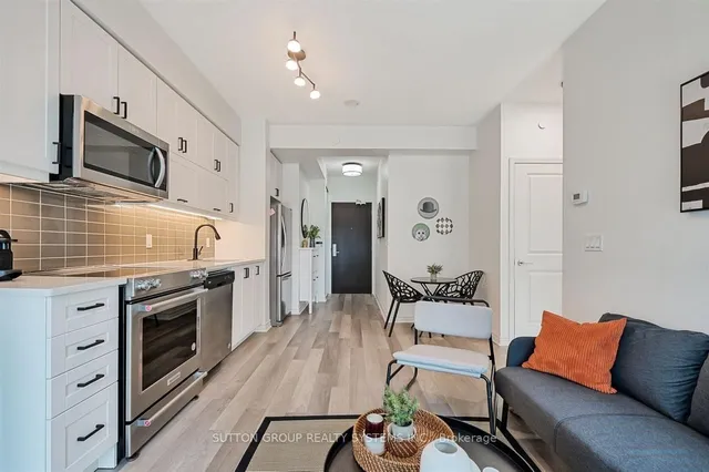 Additional image 14 of 39 Annie Criag Dr Unit 704