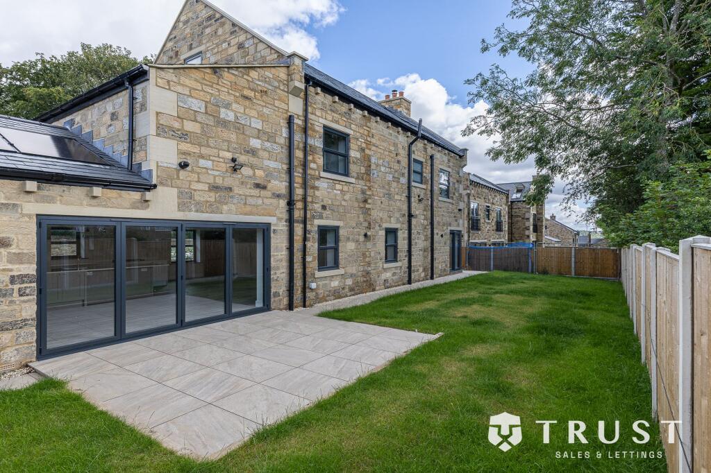 Additional image 61 of West Lane, Gomersal, BD19