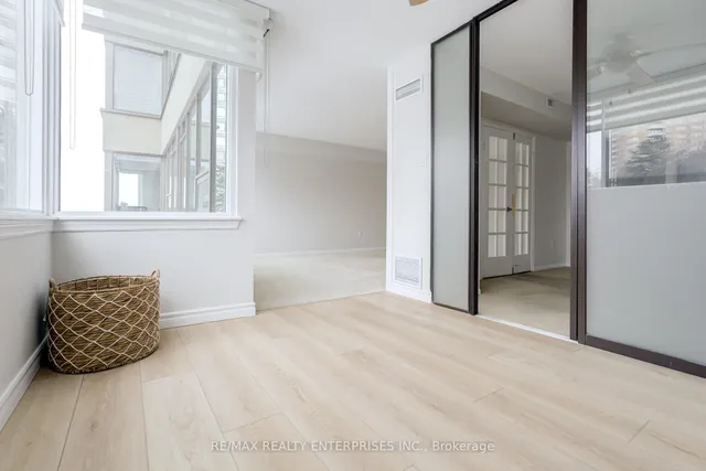 Additional image 30 of 55 Skymark Dr Unit 205