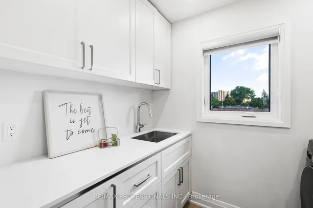 Additional image 37 of 11 Odessa Ave