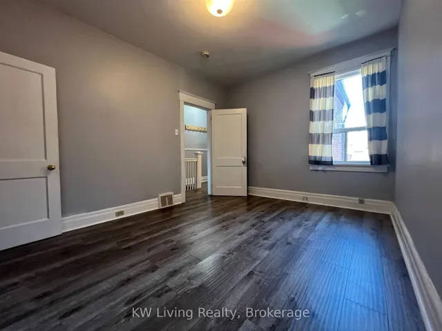 Additional image 4 of 36 Nassau St