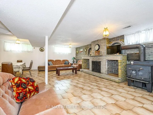 Additional image 26 of 83 Spenvalley Dr