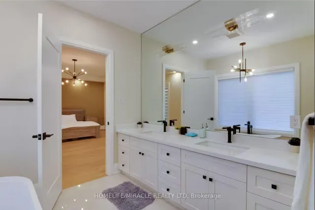 Additional image 23 of 10 Stamford Sq