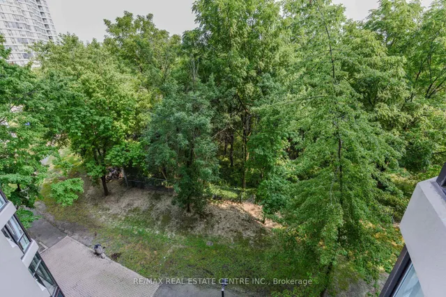 Additional image 21 of 5 Rowntree Rd Unit 503