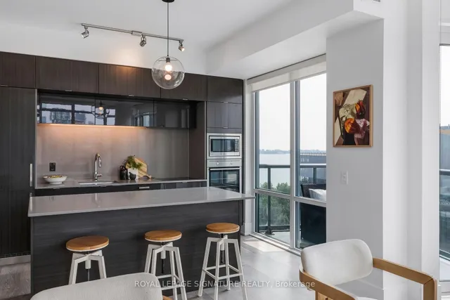 Additional image 3 of 15 Merchants' Wharf Unit 942