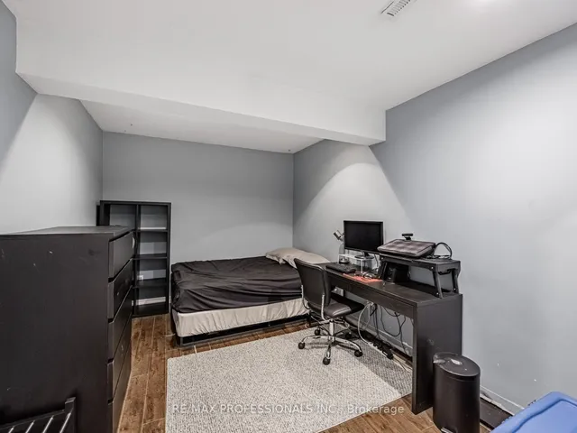 Additional image 26 of 21 Waterbury Dr