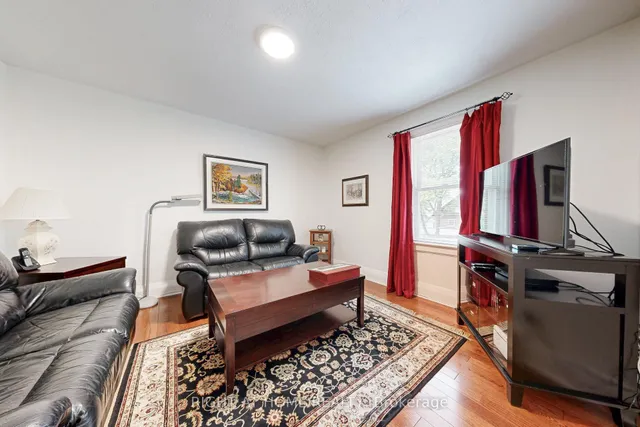 Additional image 22 of 159 ROSEMOUNT Ave