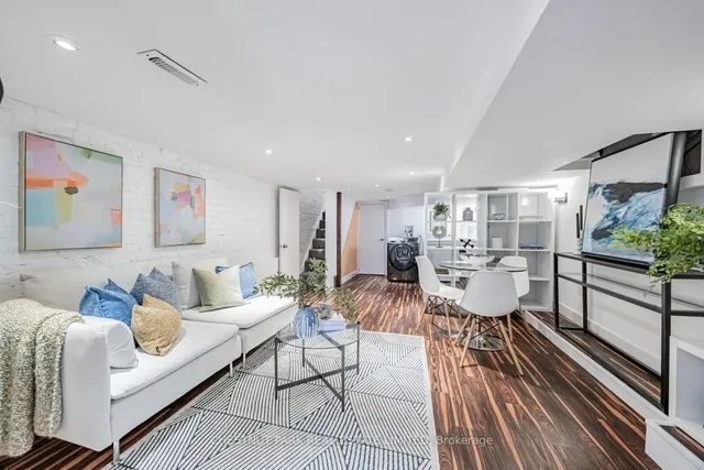 Additional image 25 of 532 Perth Ave