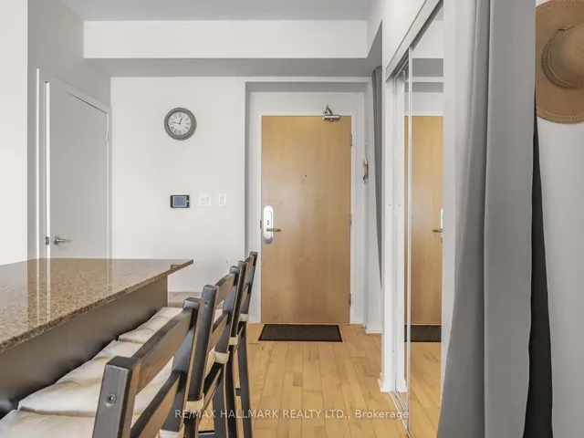 Additional image 8 of 65 Bremner Blvd Unit 2109