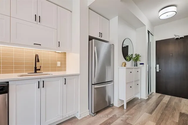 Additional image 9 of 39 Annie Criag Dr Unit 704