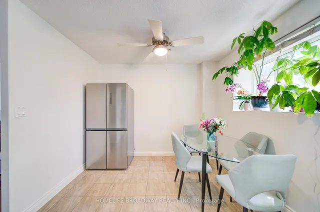 Additional image 9 of 25 Collinsgrove Rd Unit 129