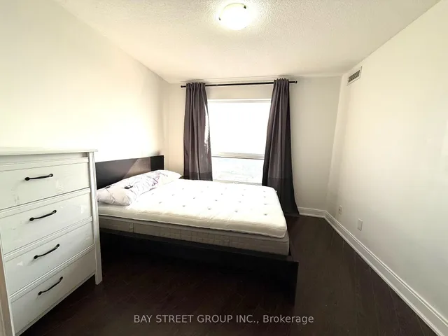 Additional image 6 of 135 Village Green Sq Unit 2325