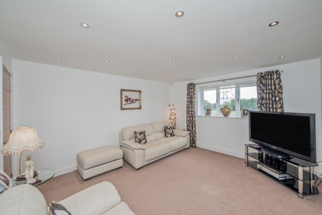 Additional image 9 of Latham Lane, Gomersal, Cleckheaton, West Yorkshire, BD19