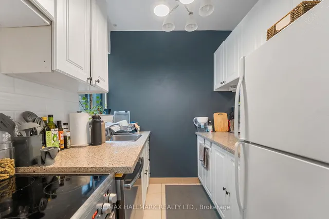 Additional image 8 of 76 Browning Ave