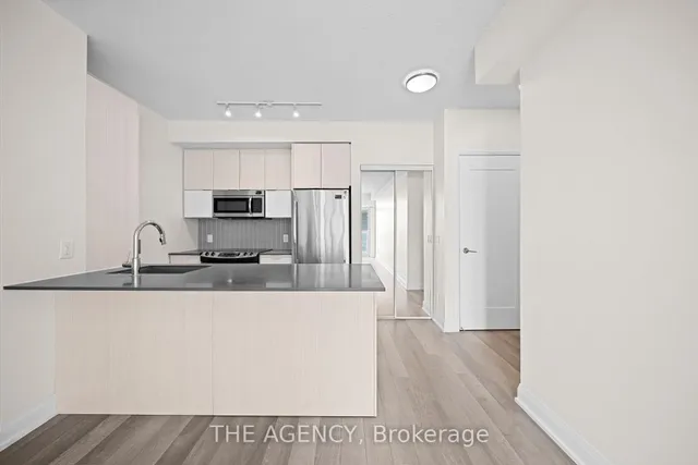 Additional image 11 of 56 Annie Craig Dr Unit 3309