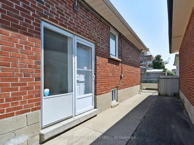 Additional image 44 of 25 Diana Dr