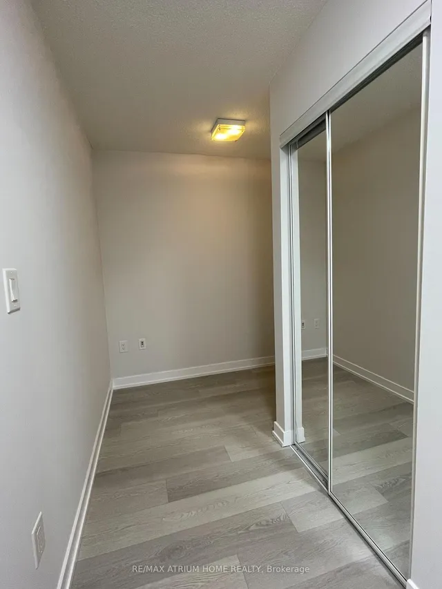 Additional image 14 of 10 Capreol Crt Unit 750