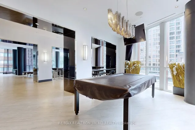 Additional image 37 of 32 Davenport Rd Unit 1706