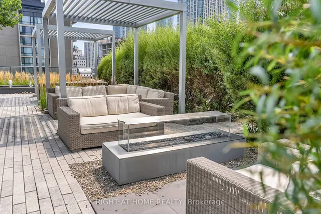 Additional image 41 of 825 Church St Unit 2109